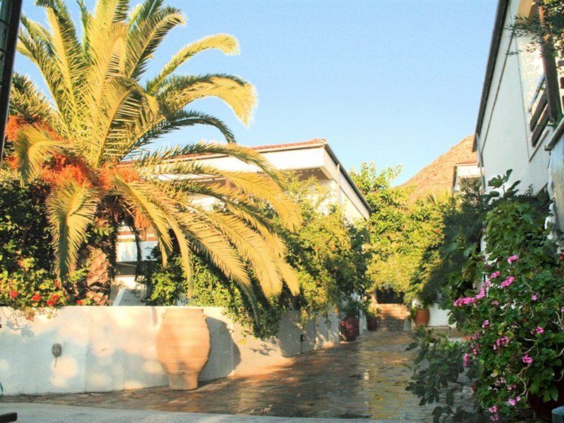 Sunningdale Hotel Agia Galini Exterior foto